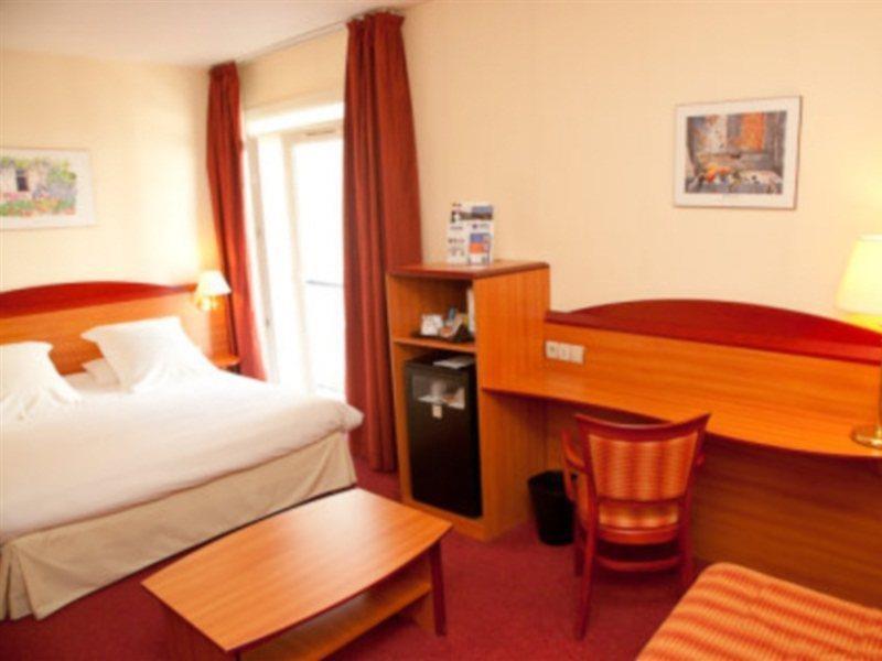 Готель Ibis Styles Nantes Centre Gare Екстер'єр фото